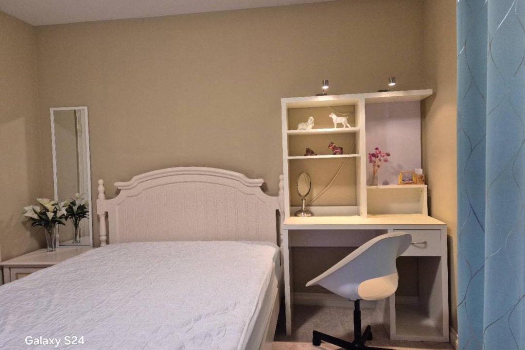 Photo of Bedroom in Maple Ridge