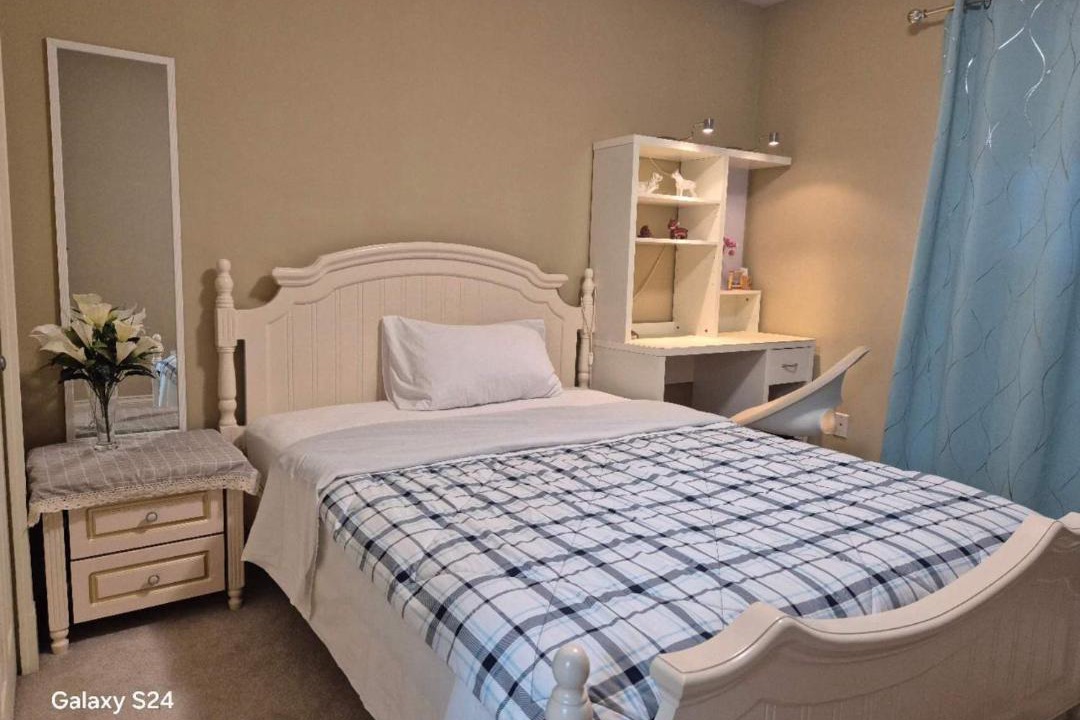 Photo of Bedroom in Maple Ridge