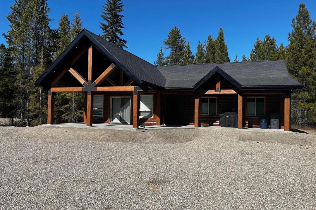Photo of Others in Valemount