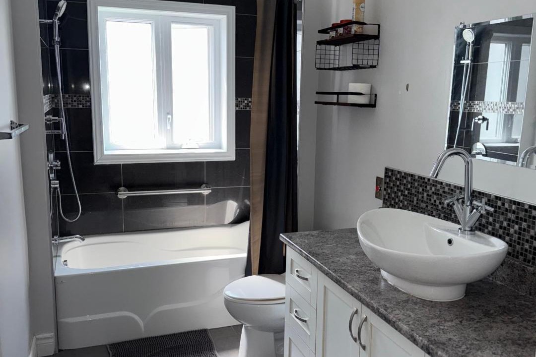 Photo of Bathroom in Sainte-Catherine