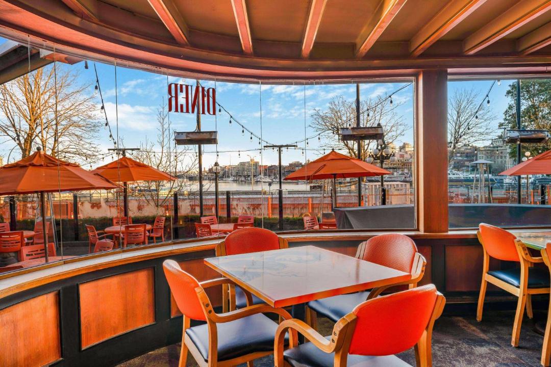 Photo of Patio Balcony in Inner Harbour