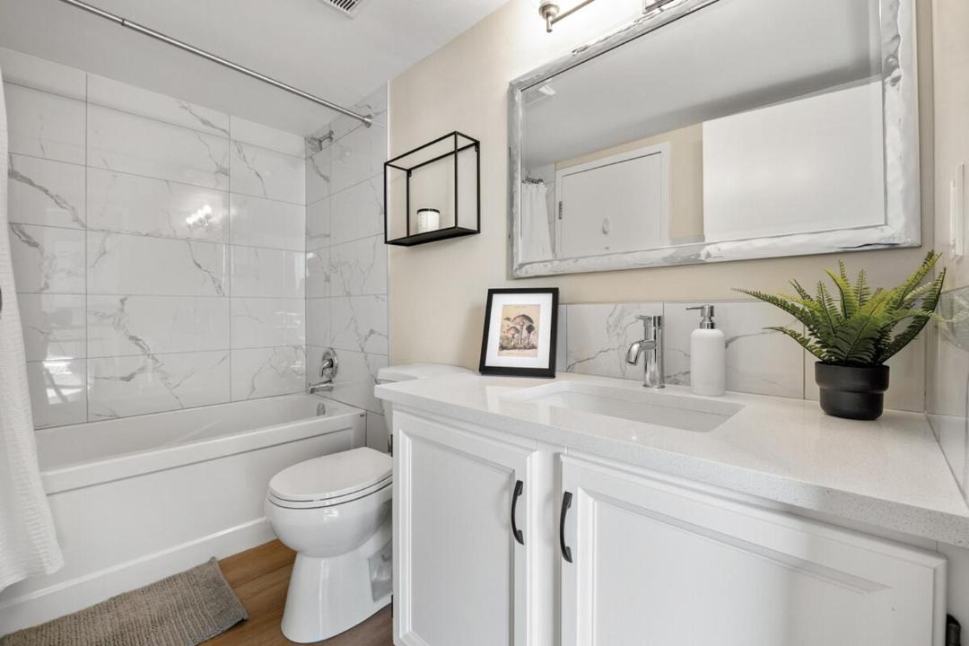 Photo of Bathroom in Connaught