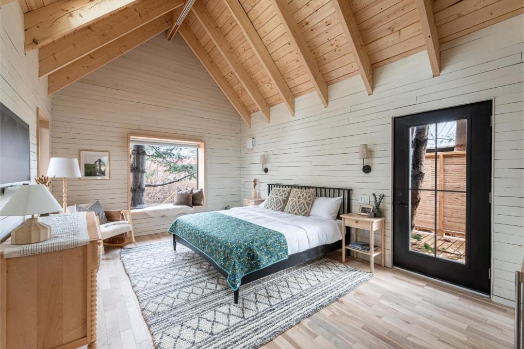 Photo of Bedroom in Mahone Bay