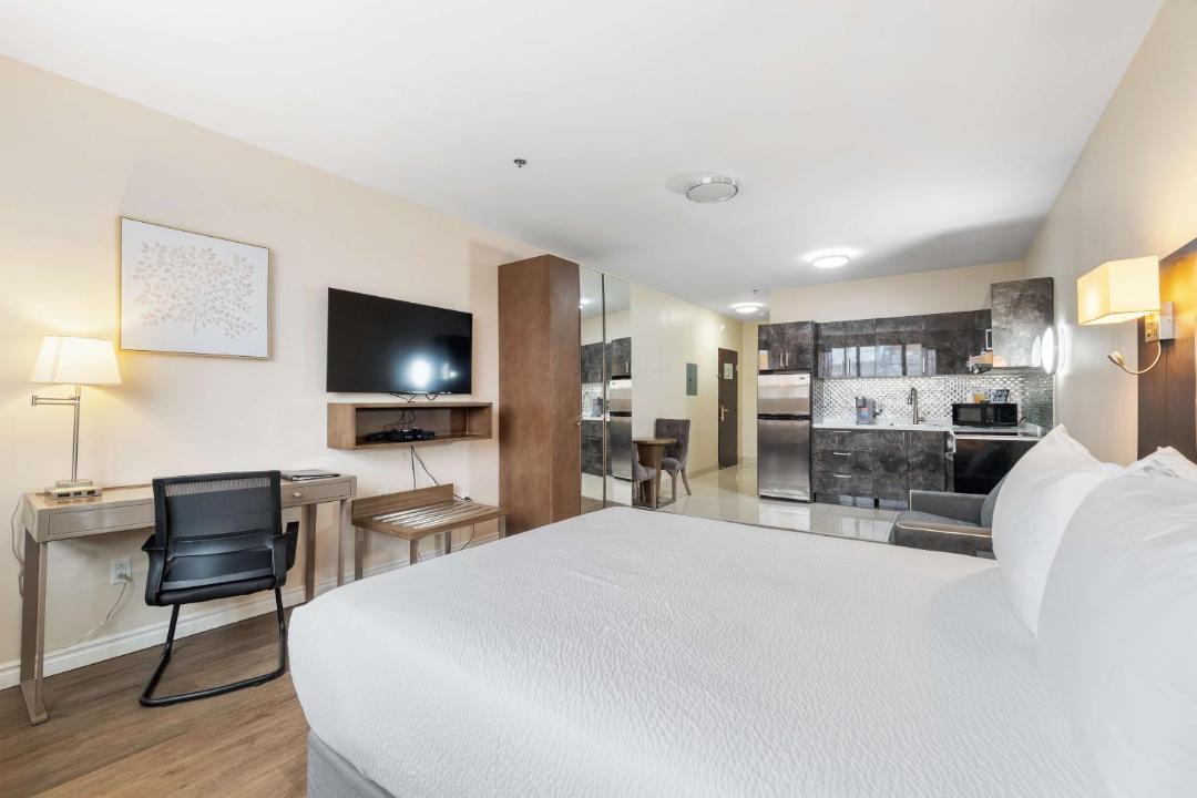 Photo of Bedroom in Francois-Perrault