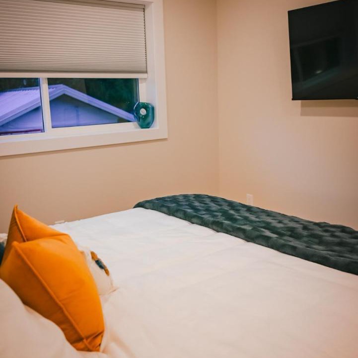 Photo of Bedroom in Courtenay