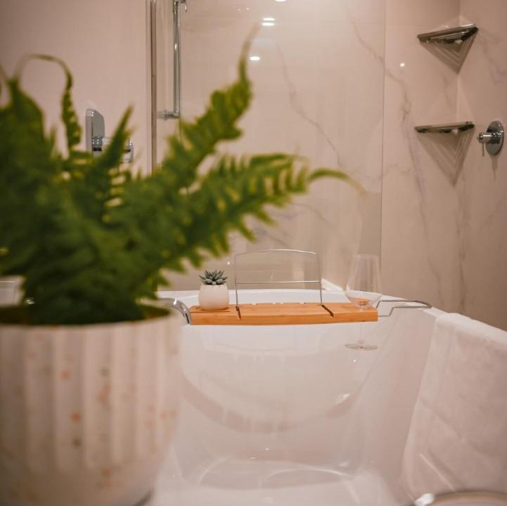 Photo of Bathroom in Courtenay