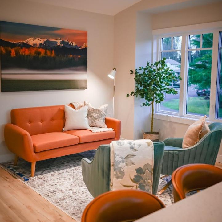 Photo of Livingroom in Courtenay