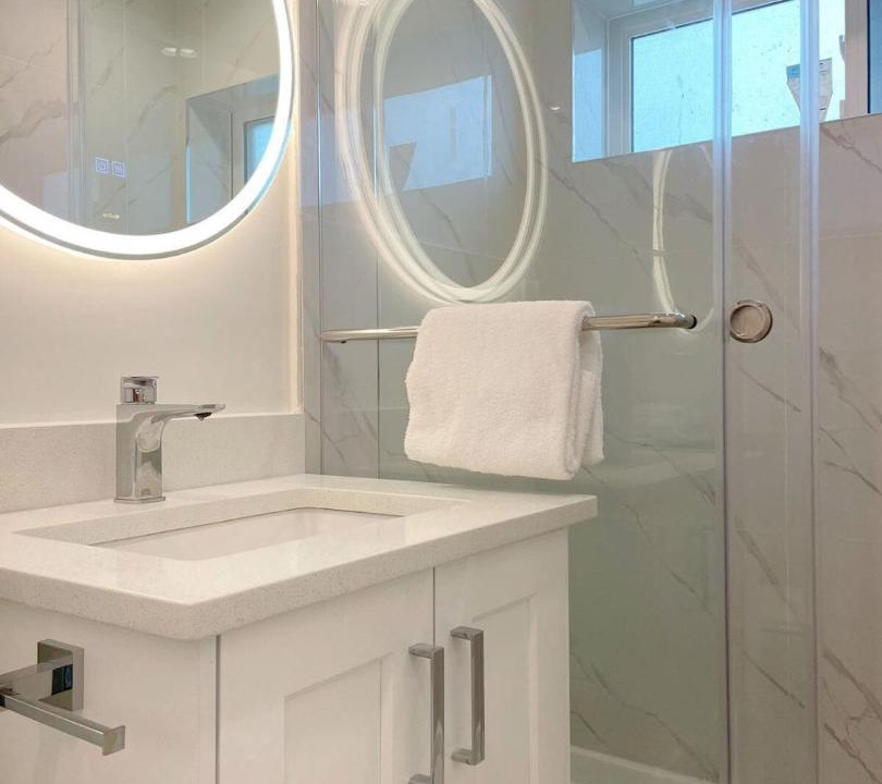 Photo of Bathroom in Arbutus Ridge