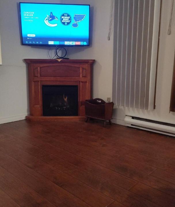 Photo of Livingroom in Fabreville