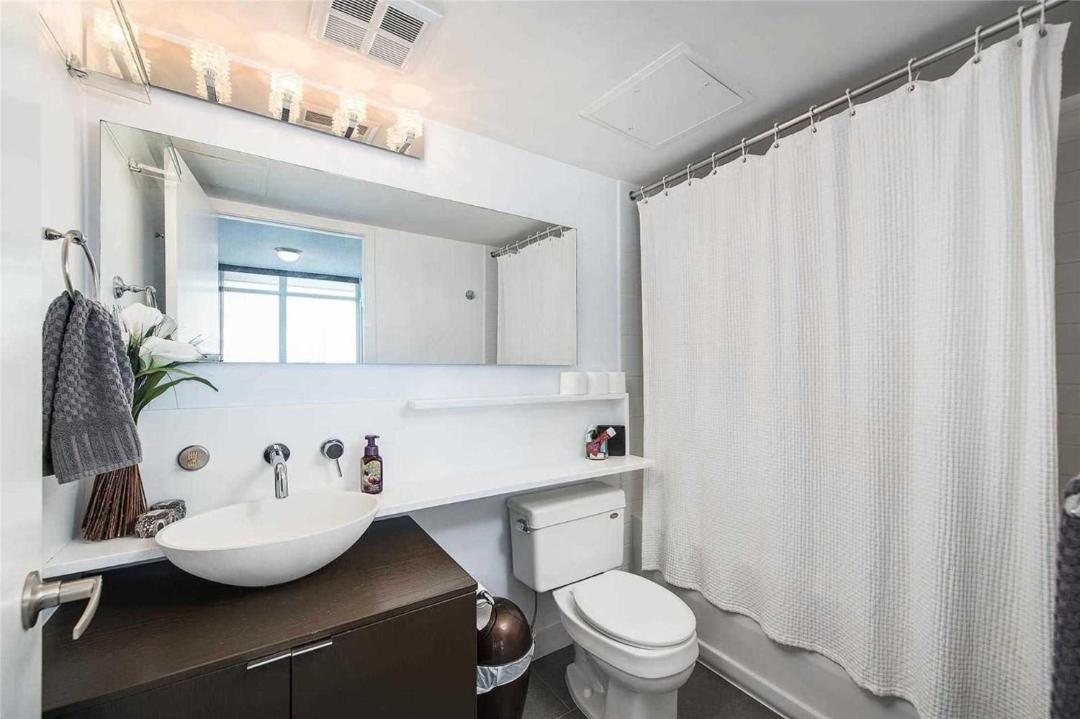 Photo of Bathroom in CityPlace