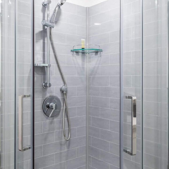 Photo of Bathroom in Laval