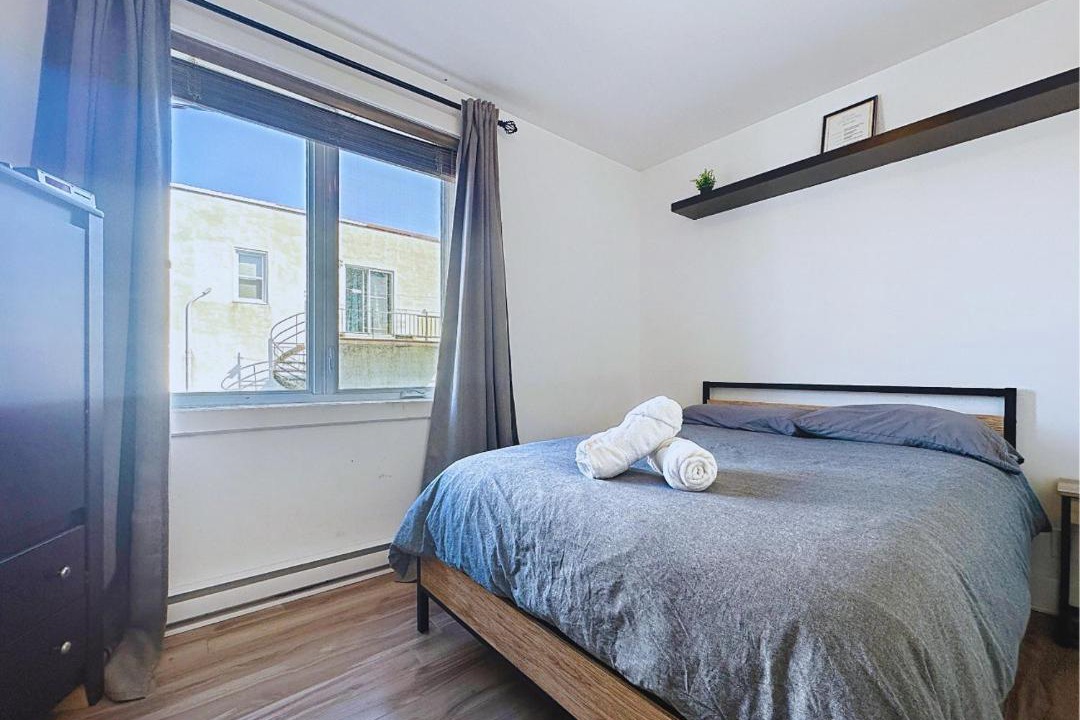 Photo of Bedroom in Montreal-Nord