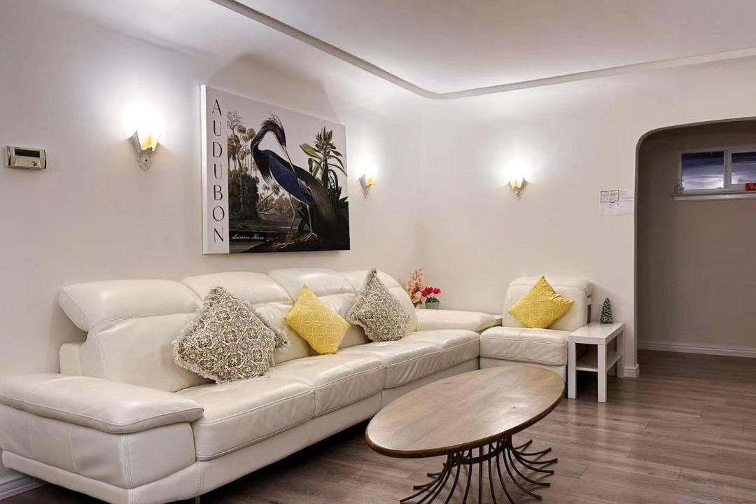 Photo of Livingroom in Marpole