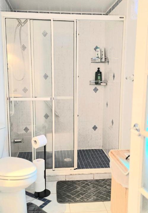 Photo of Bathroom in Vaudreuil