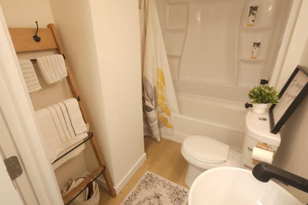 Photo of Bathroom in Fort Gary