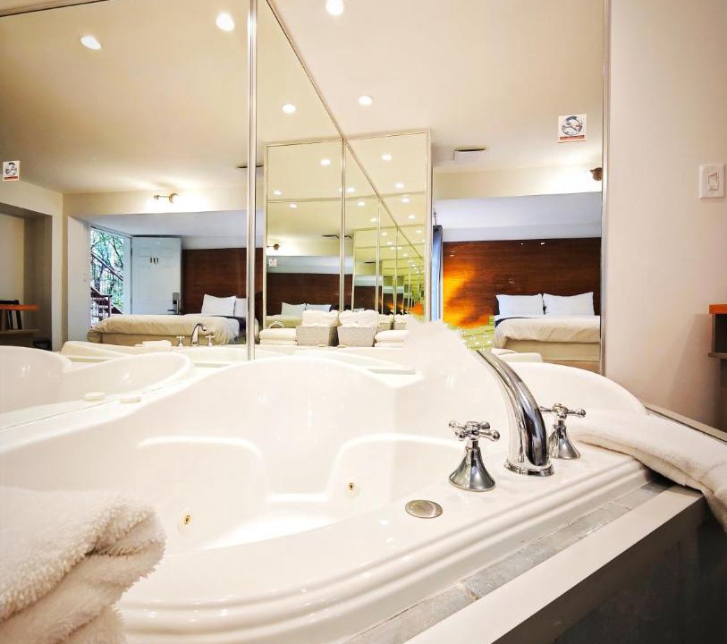 Photo of Bathroom in Saint-Sauveur