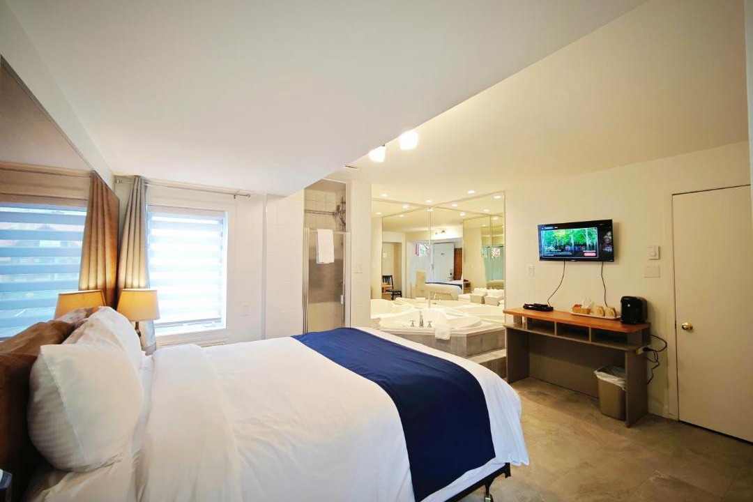 Photo of Bedroom in Saint-Sauveur