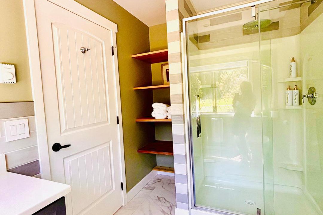 Photo of Bathroom in Regional District of Nanaimo