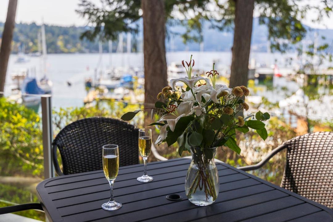 Photo of Patio Balcony in Brentwood Bay