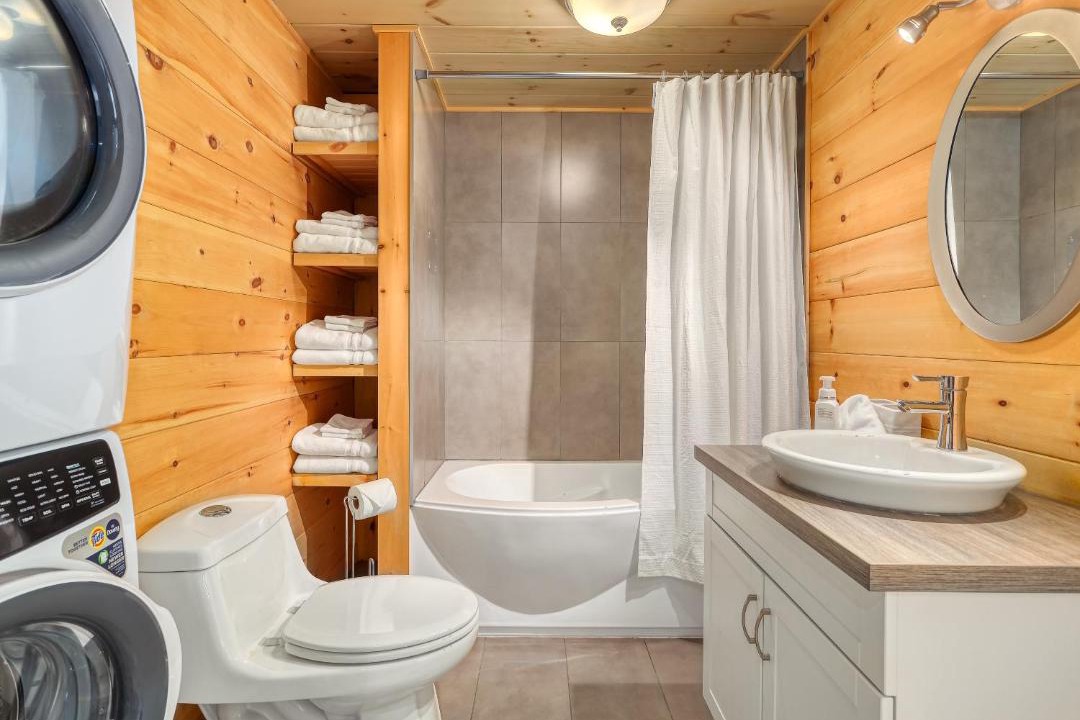 Photo of Bathroom in Mandeville