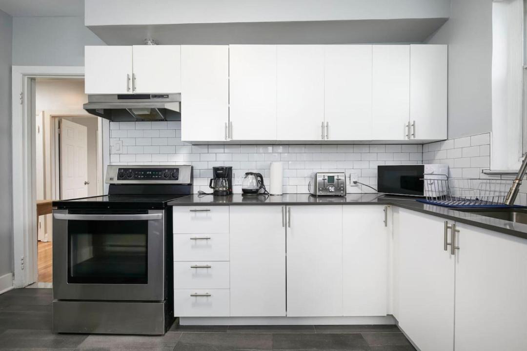 Photo of Kitchen in Cote-Des-Neiges—Notre-Dame-De-Grace