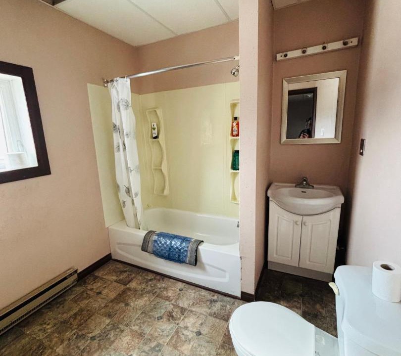 Photo of Bathroom in Wakaw