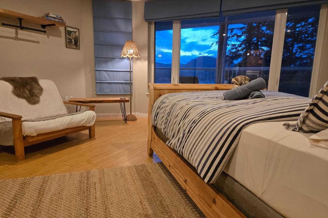 Photo of Bedroom in Madeira Park