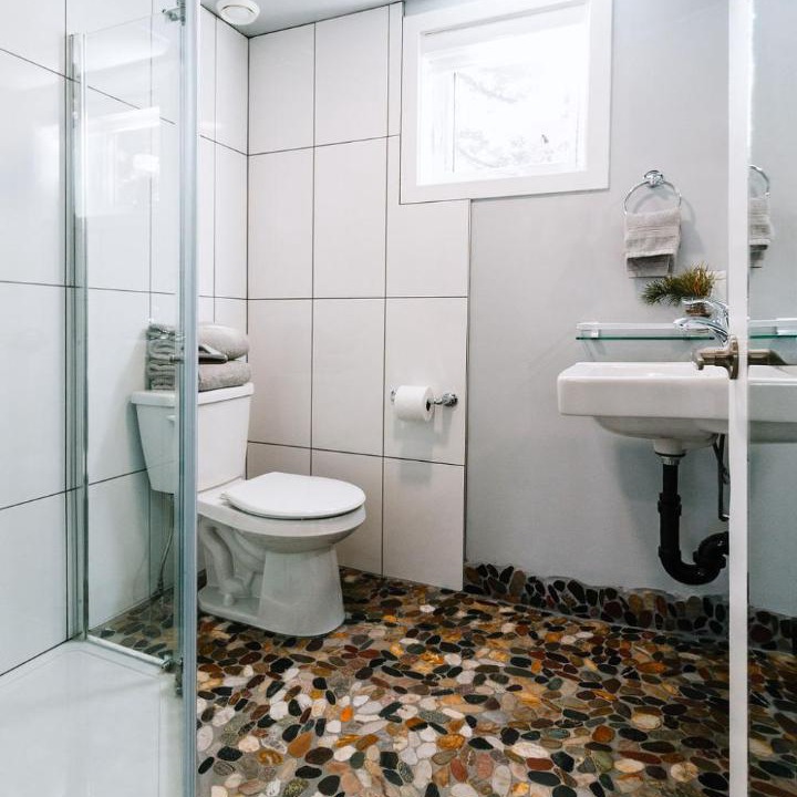 Photo of Bathroom in Nordegg
