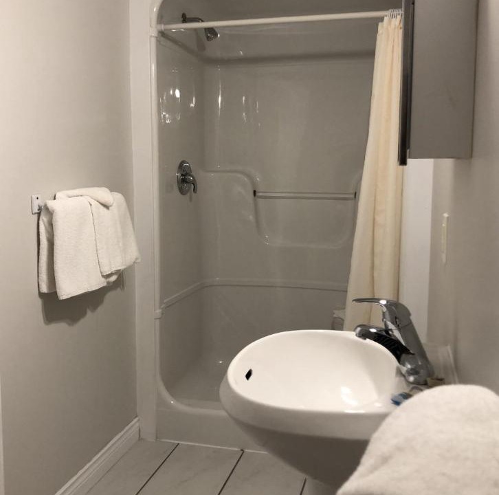 Photo of Bathroom in Green Gables