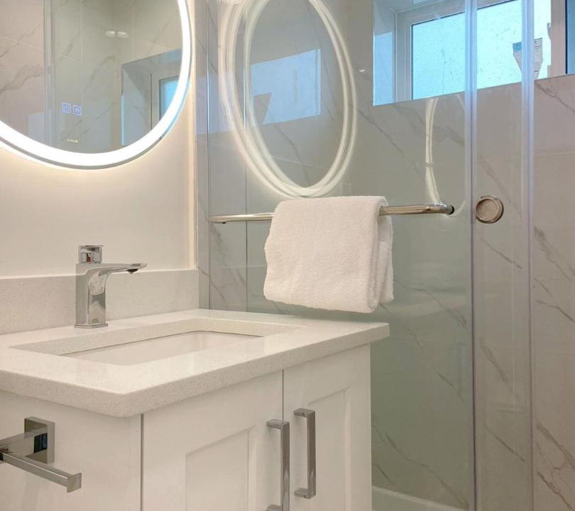Photo of Bathroom in Arbutus Ridge