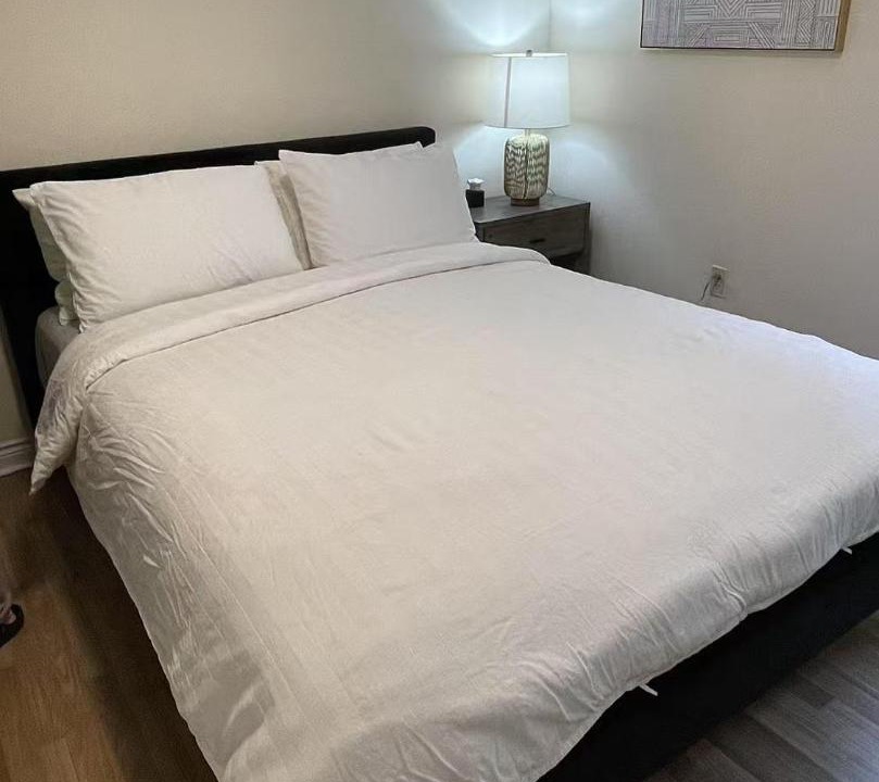 Photo of Bedroom in Queens Square