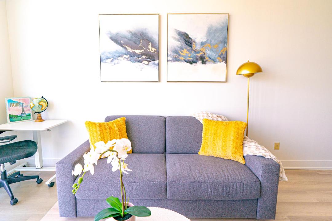 Photo of Livingroom in Downtown Toronto