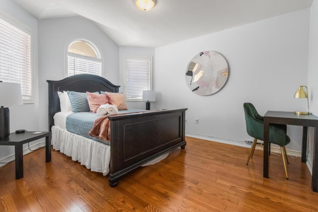 Photo of Bedroom in Glendale
