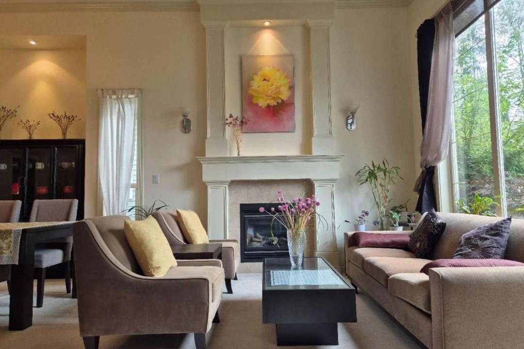Photo of Livingroom in Maple Ridge