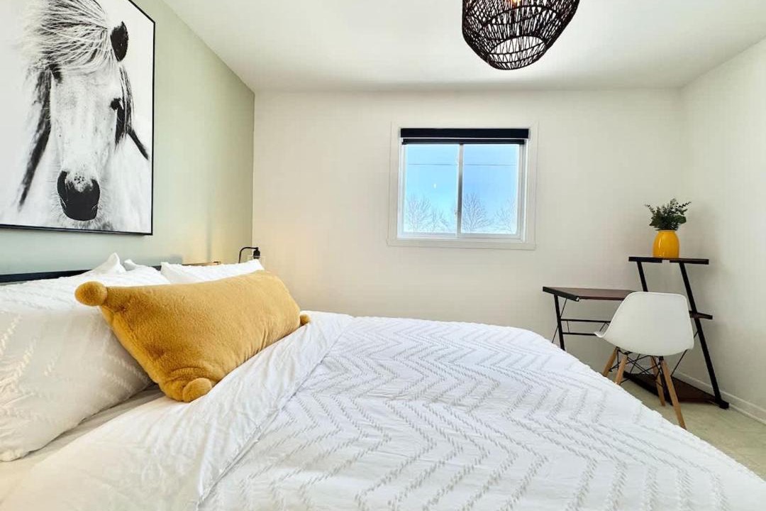 Photo of Bedroom in Ste. Foy