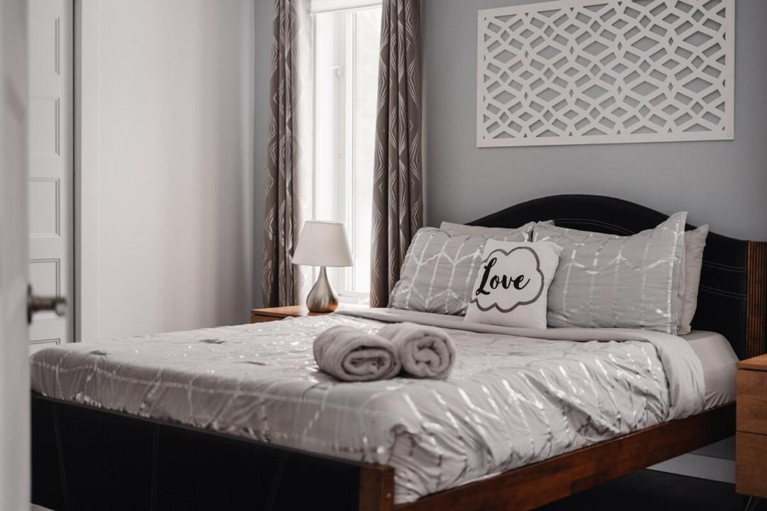 Photo of Bedroom in Entrelacs