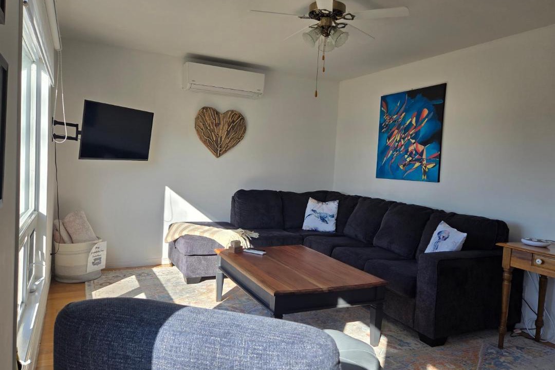 Photo of Livingroom in Ragged Island