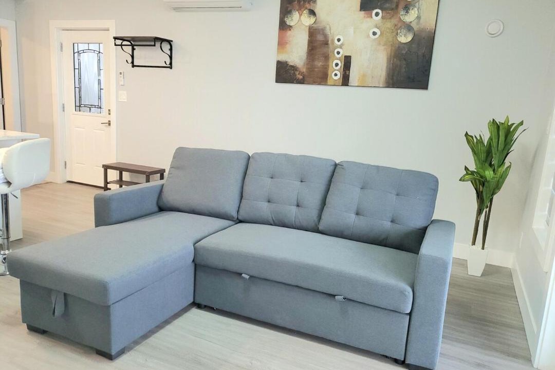 Photo of Livingroom in Colwood