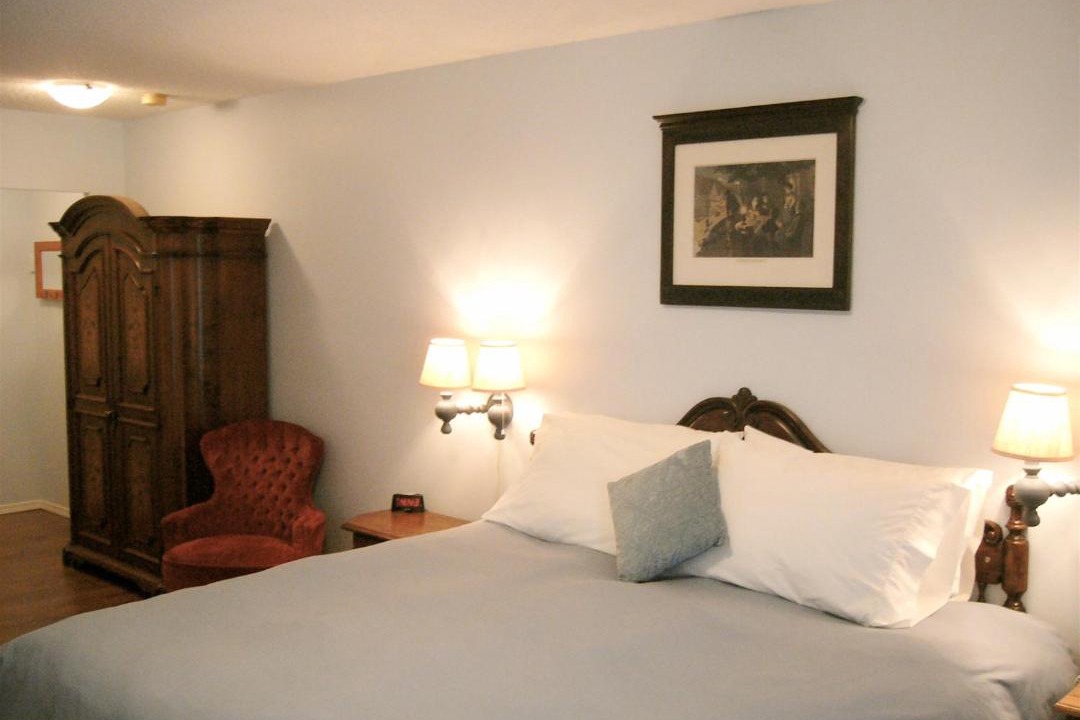 Photo of Bedroom in Campbell River
