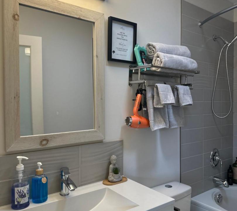 Photo of Bathroom in Okanagan-Similkameen