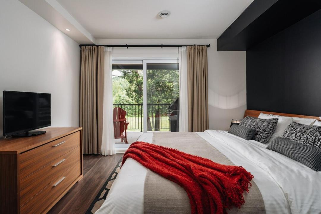 Photo of Bedroom in Saint-Sauveur