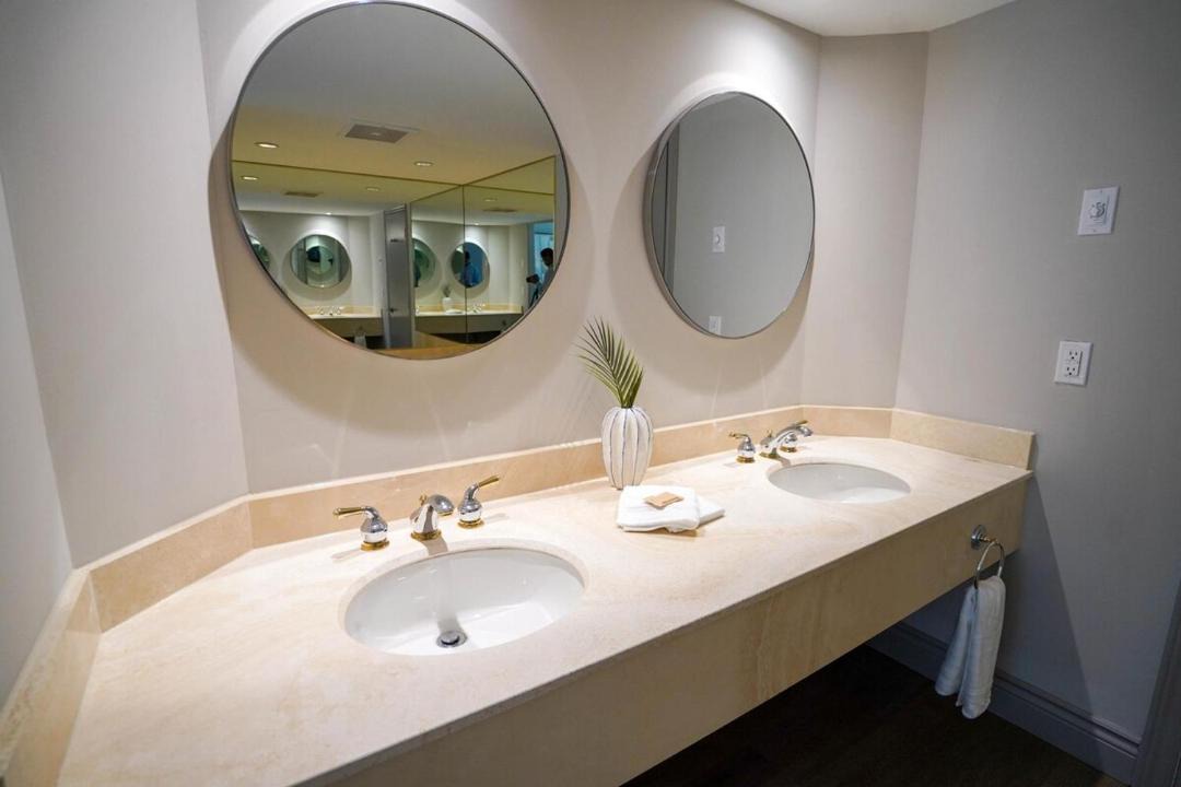Photo of Bathroom in Oro-Medonte