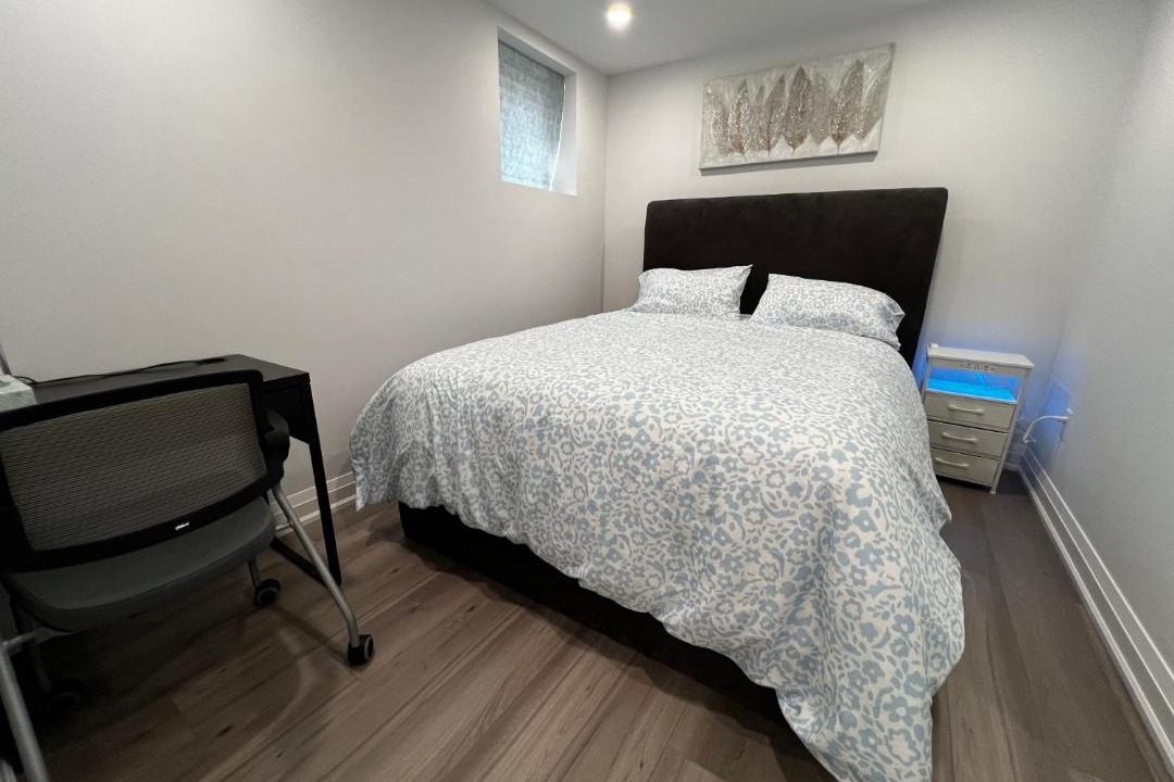 Photo of Bedroom in Erin Mills