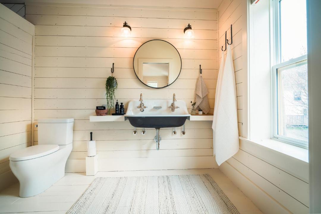 Photo of Bathroom in Quidi Vidi