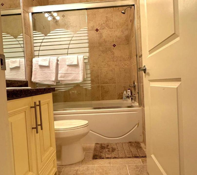 Photo of Bathroom in Arbutus Ridge