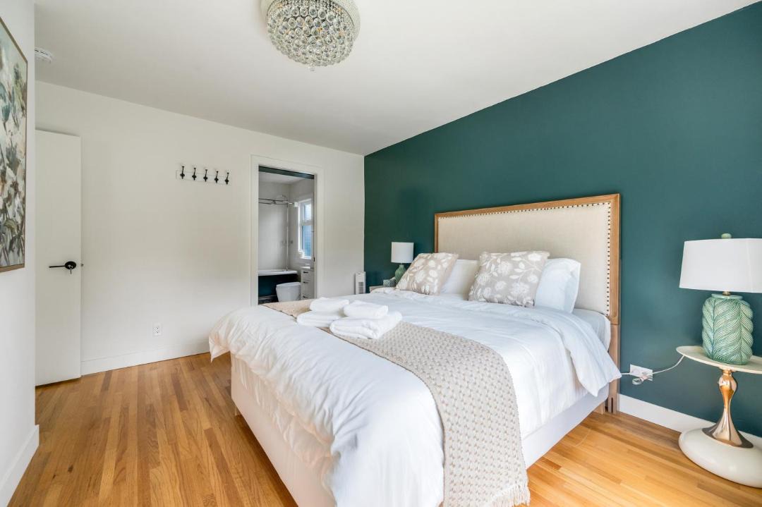 Photo of Bedroom in Dunbar