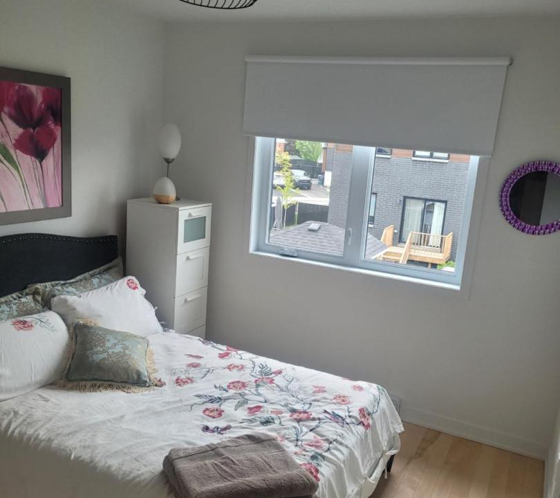 Photo of Bedroom in Longueuil