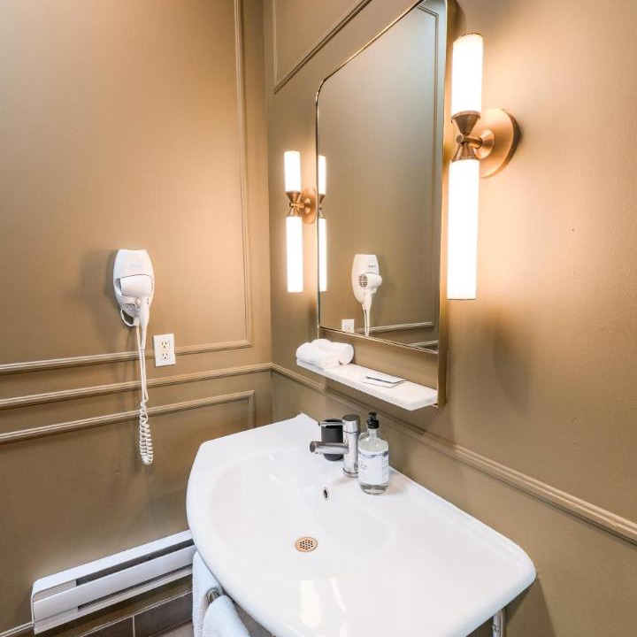 Photo of Bathroom in Latin Quarter