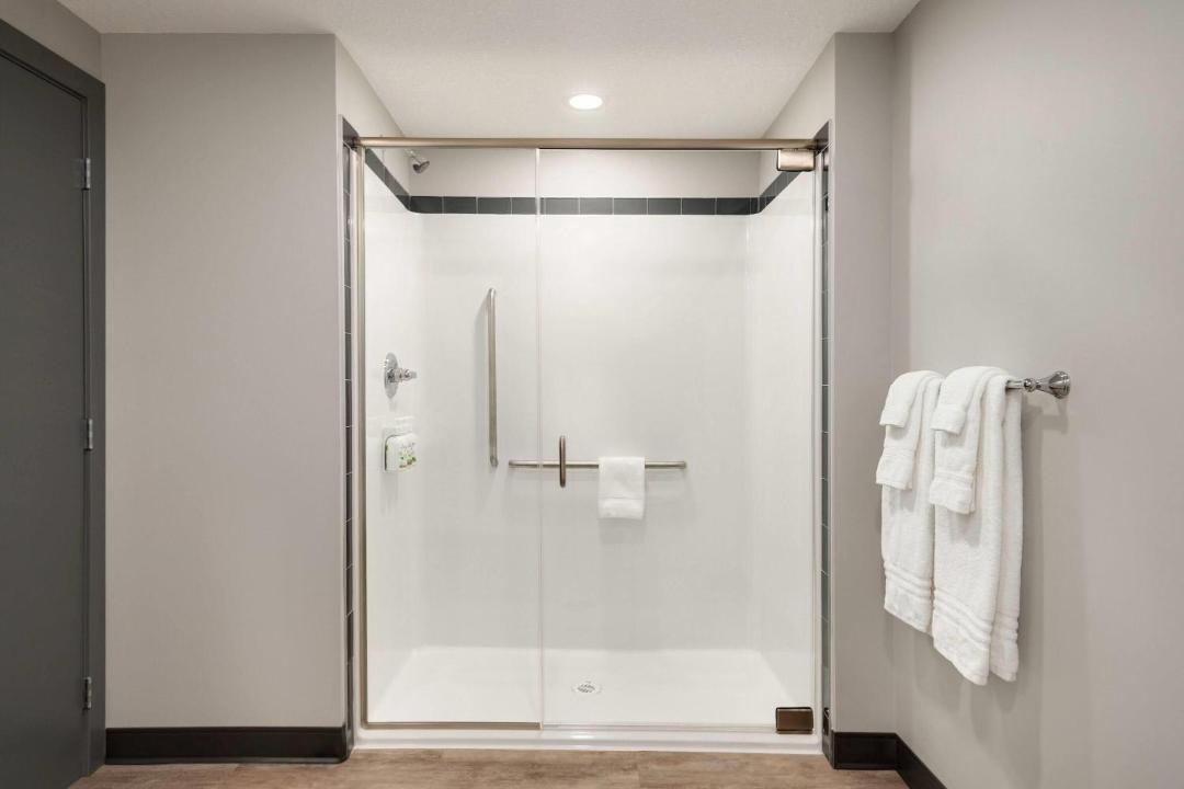 Photo of Bathroom in Jasper Place