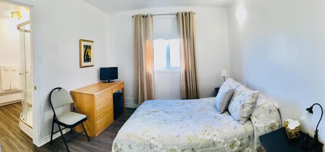 Photo of Bedroom in Riviere-au-Tonnerre